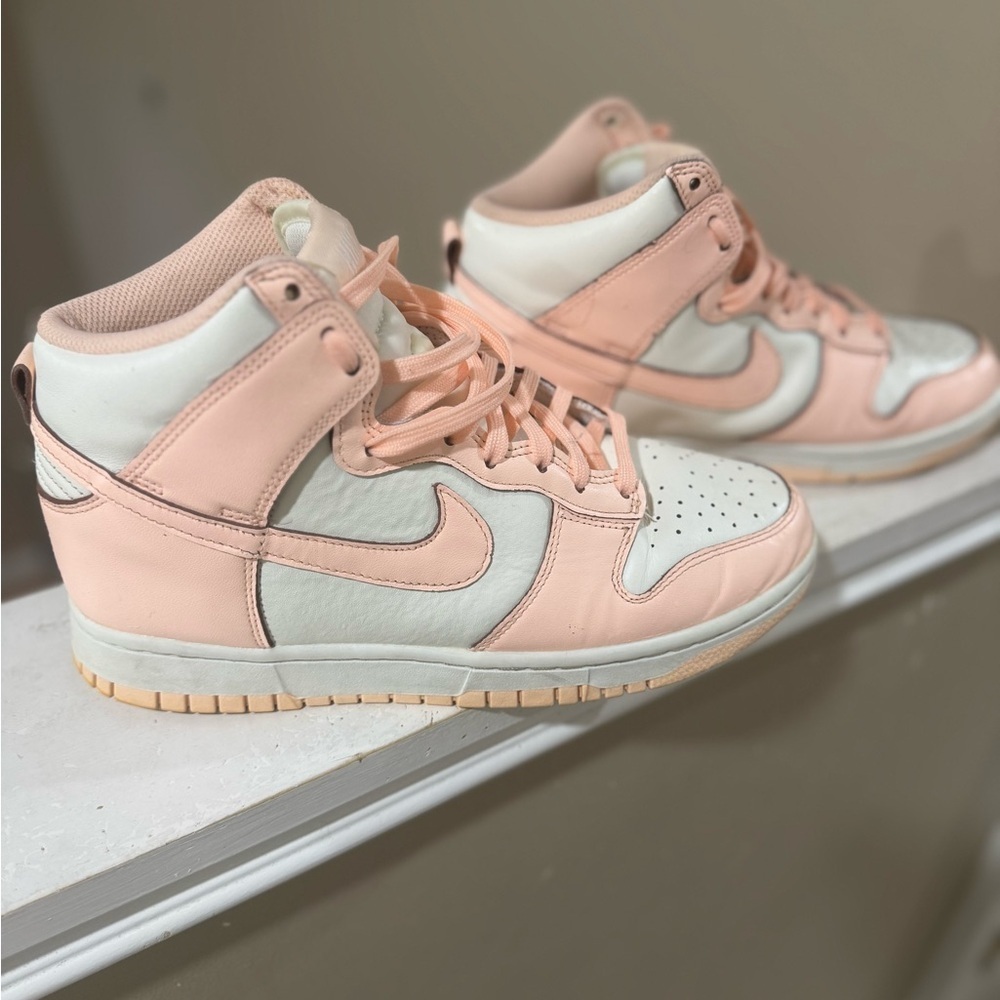 Women’s Nike Dunk High Crimson Tint - Picture 6 of 6
